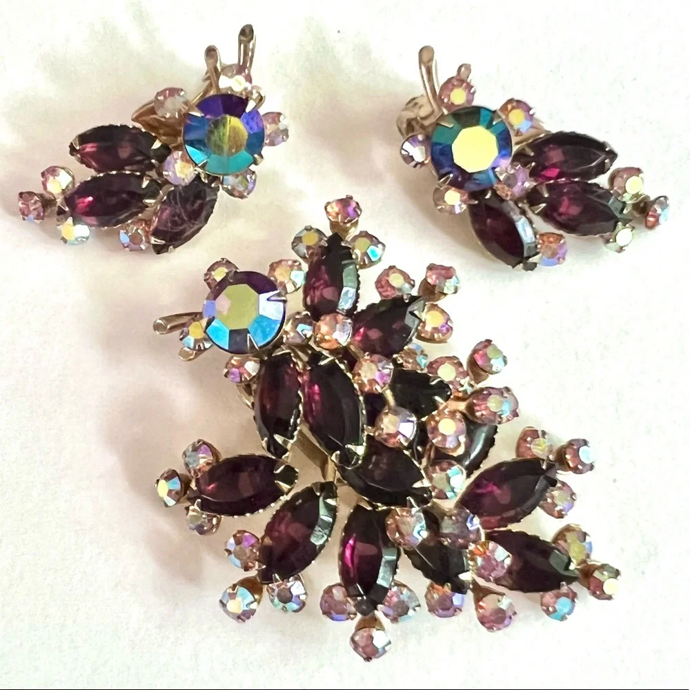 Vintage dazzling large